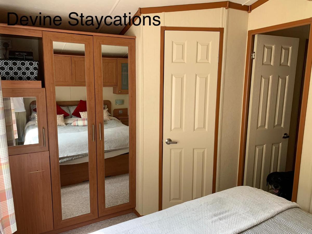 Devine Staycations At 38 Riverside ホーイック エクステリア 写真
